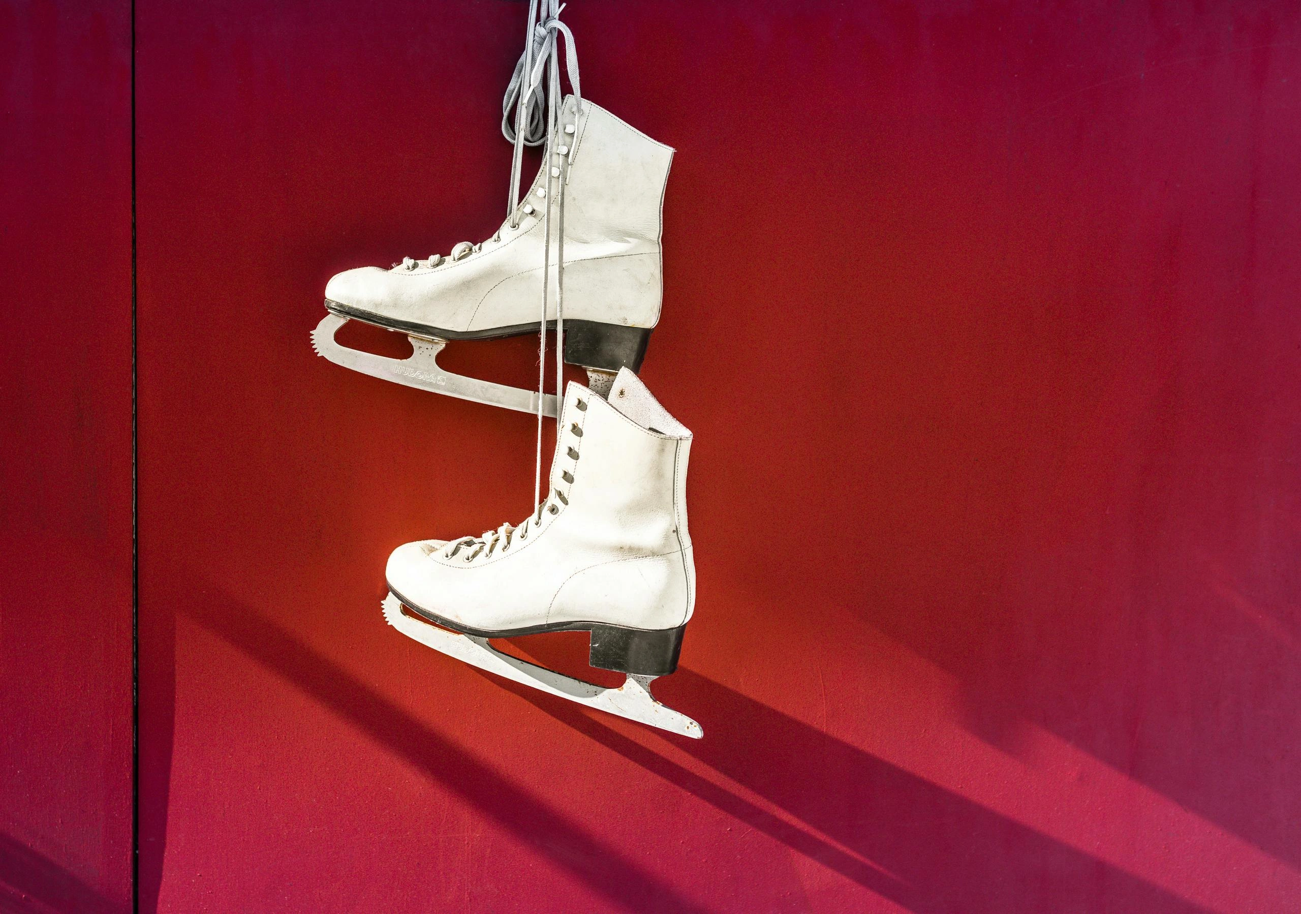 ice skates for wide feet
