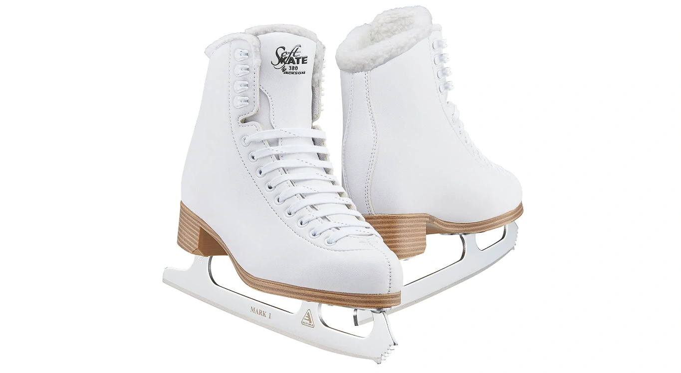Women’s Recreational Ice Skates